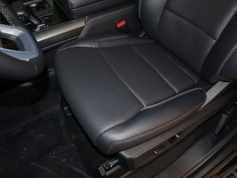 New 2025 Ford F150 Lariat w/ Equipment Group 501A Mid image 36