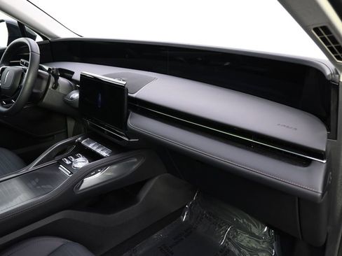 New 2026 Lincoln Nautilus Reserve AWD/4WD image 15