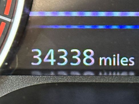 Used 2025 Nissan Altima 2.5 SV image 35