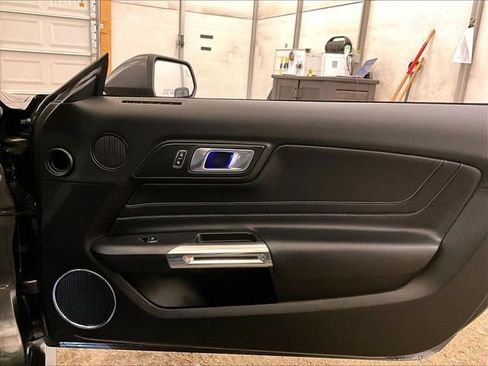 Used 2020 Ford Mustang GT Premium w/ Equipment Group 401A RWD image 23