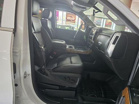 Used 2014 GMC Sierra 1500 SLT w/ Suspension Package, Off-Road AWD/4WD image 14