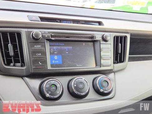 Used 2015 Toyota RAV4 LE FWD image 6