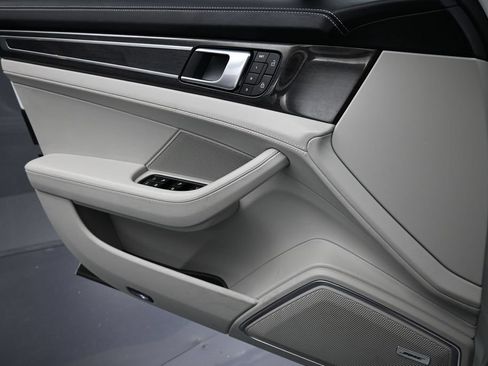 Certified 2023 Porsche Panamera Platinum Edition RWD image 23