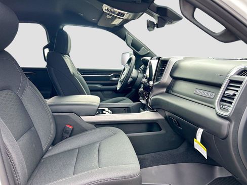 New 2026 RAM 1500 Big Horn AWD/4WD image 14