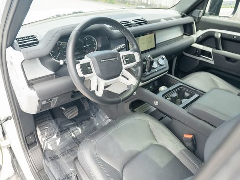 Used 2023 Land Rover Defender 110 S AWD/4WD image 12