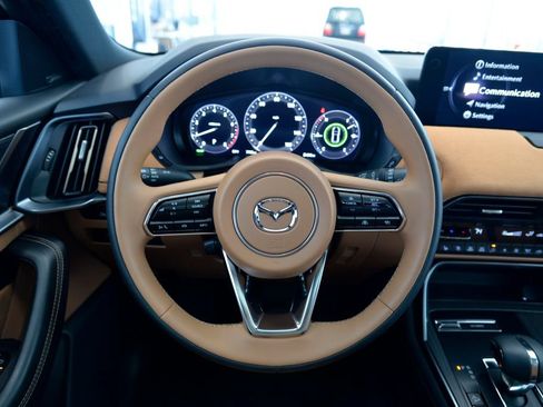 Certified 2026 MAZDA CX-70 3.3 Turbo S w/ Premium Plus AWD/4WD image 18