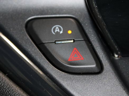 Used 2023 Chevrolet Blazer RS w/ Enhanced Convenience Package FWD image 43