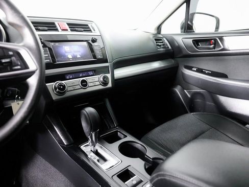 Used 2018 Subaru Outback 2.5i image 29