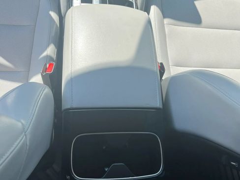 Used 2022 Kia Telluride S AWD/4WD image 36