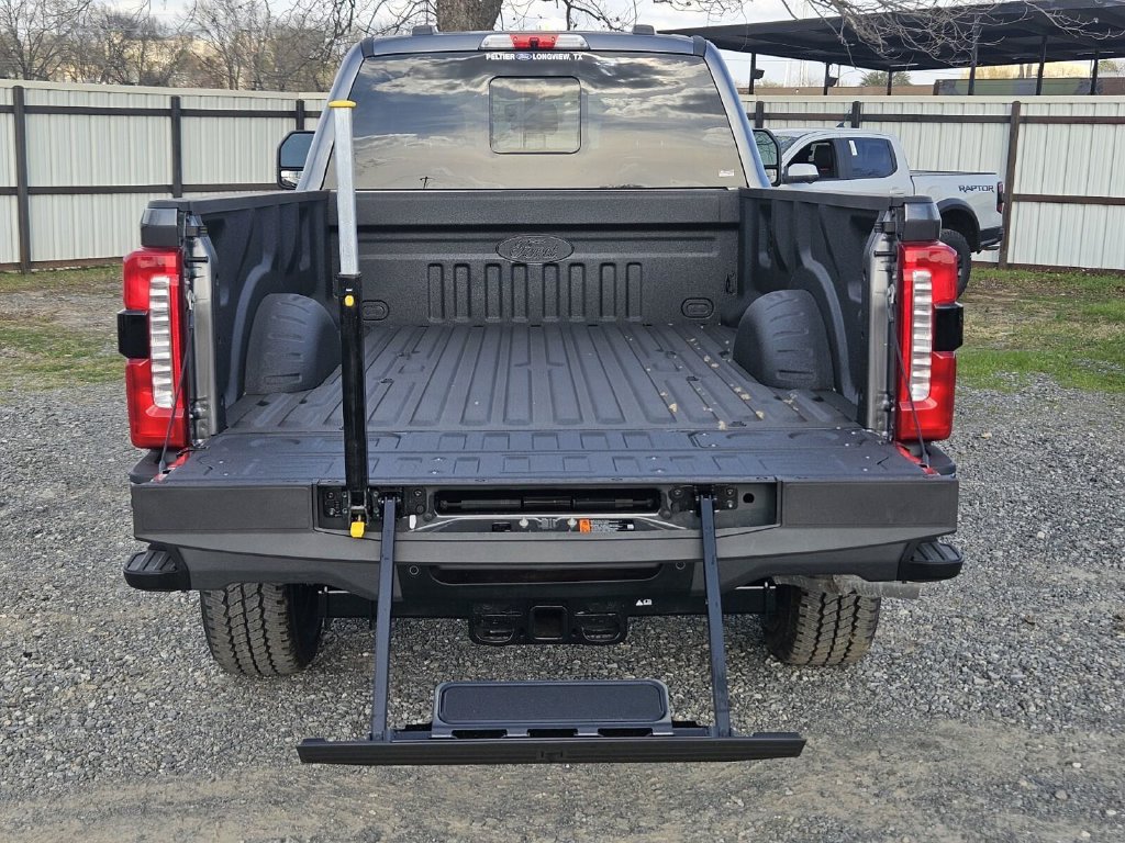 New 2026 Ford F350 Lariat w/ Black Appearance Package AWD/4WD image 11