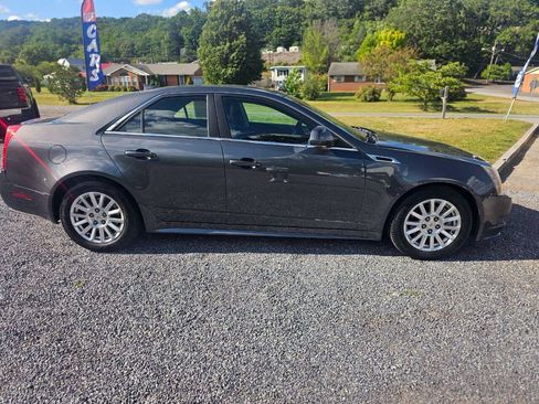 Used 2011 Cadillac CTS Luxury AWD/4WD image 4