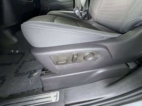 Used 2024 Chevrolet Silverado 1500 LT image 14