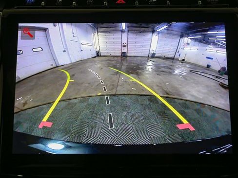 Used 2022 Jeep Grand Cherokee Limited 4xe image 31