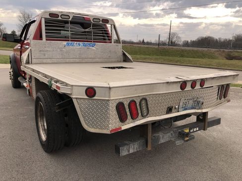 Used 2018 RAM 4500 Tradesman w/ Chrome Appearance Group image 4