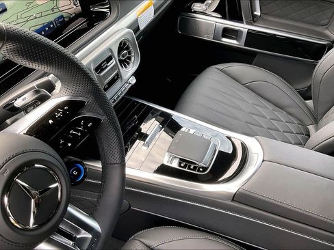 New 2026 Mercedes-Benz G 63 AMG 4MATIC image 8