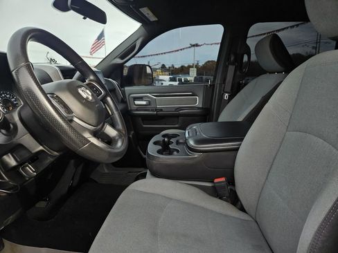 Used 2021 RAM 2500 Big Horn image 13