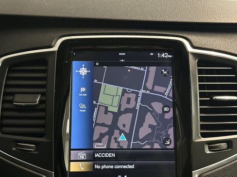 Used 2018 Volvo XC90 T5 Momentum image 19