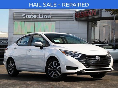 New 2025 Nissan Versa SV w/ Trunk Package image 1