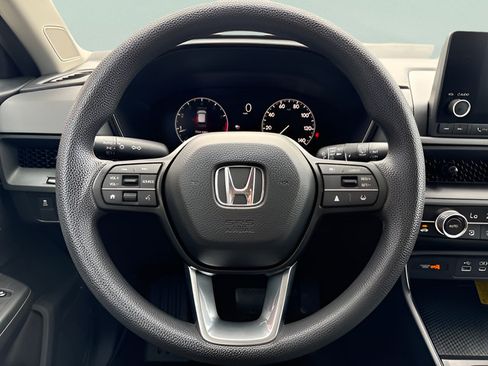 Used 2025 Honda CR-V EX image 20