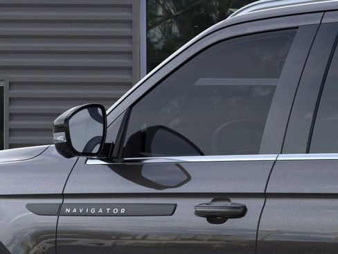 New 2025 Lincoln Navigator Black Label image 20
