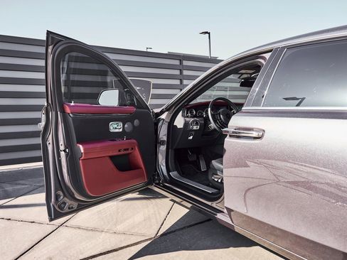 Used 2023 Rolls-Royce Ghost image 33