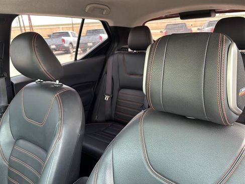 Used 2020 Nissan Kicks SR w/ SR Premium Package FWD image 10