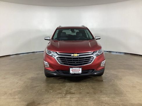 Used 2019 Chevrolet Equinox Premier AWD/4WD image 2