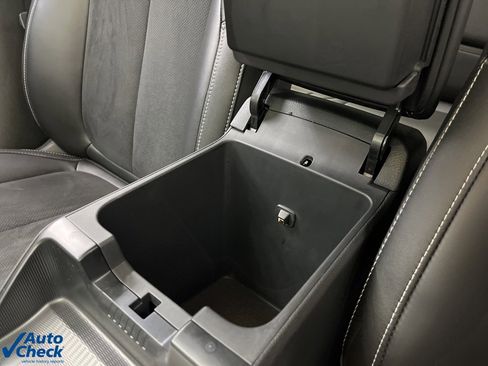 Used 2024 Jeep Grand Cherokee Altitude image 27