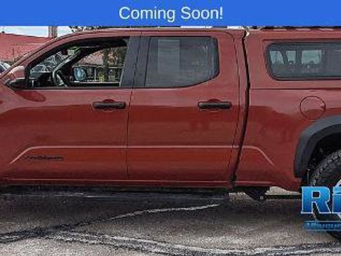 Used 2025 Toyota Tacoma TRD Off-Road w/ TRD Off Road Upgrade Package AWD/4WD image 5