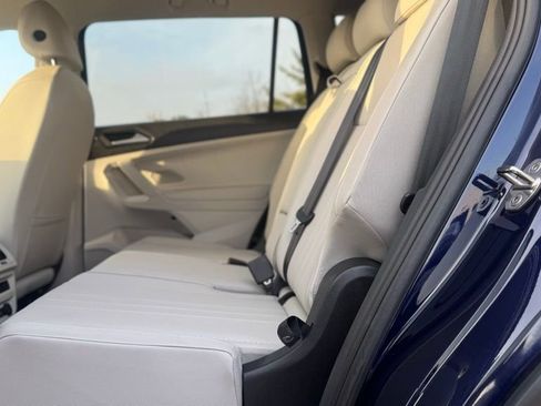 Used 2023 Volkswagen Tiguan SE image 19