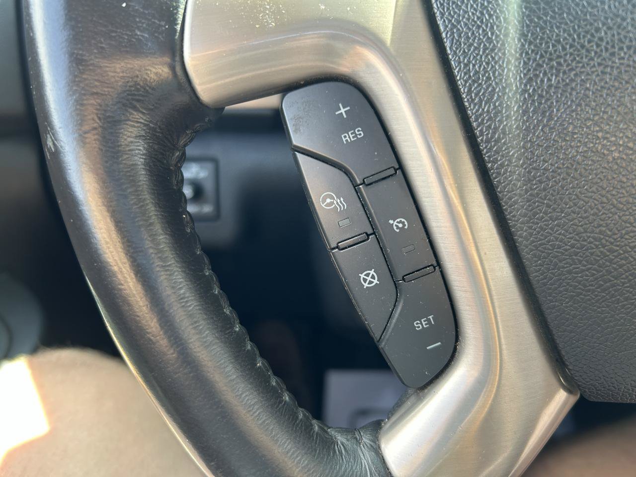 Used 2015 GMC Acadia Denali AWD/4WD image 19