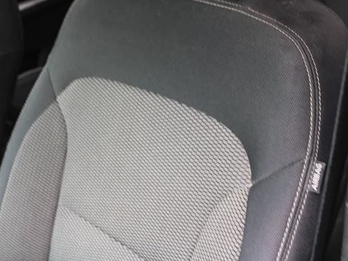 Used 2018 Ford Explorer XLT w/ Equipment Group 201A AWD/4WD image 12