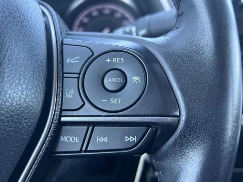 Used 2024 Toyota Camry SE image 12