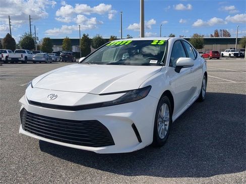 Certified 2025 Toyota Camry LE image 8