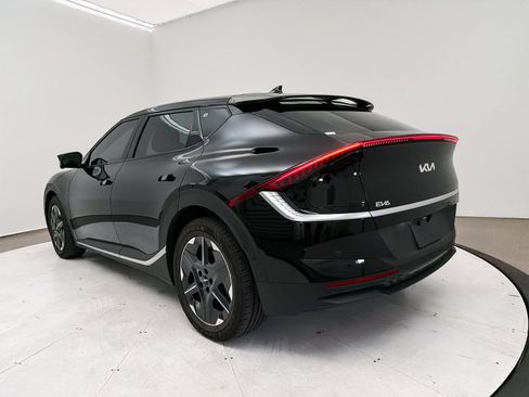 Used 2025 Kia EV6 Light w/ Light LR Technology Package RWD image 15