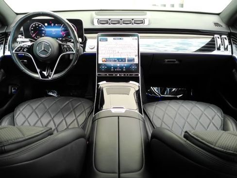 Used 2021 Mercedes-Benz S 580 4MATIC Sedan image 3