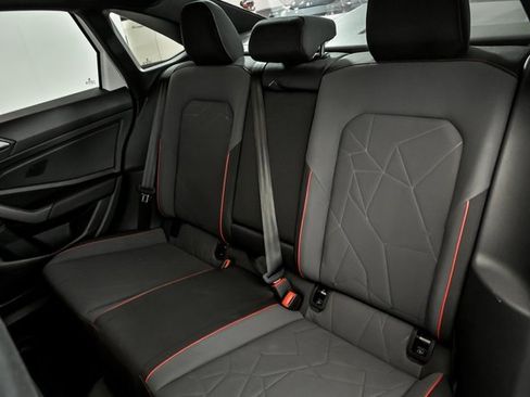 Used 2024 Volkswagen Jetta GLI 40th Anniversary Edition image 13