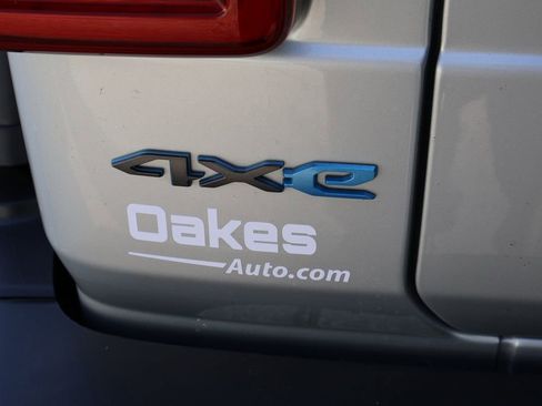 Used 2022 Jeep Wrangler Unlimited Rubicon 4xe w/ Cold Weather Group image 16