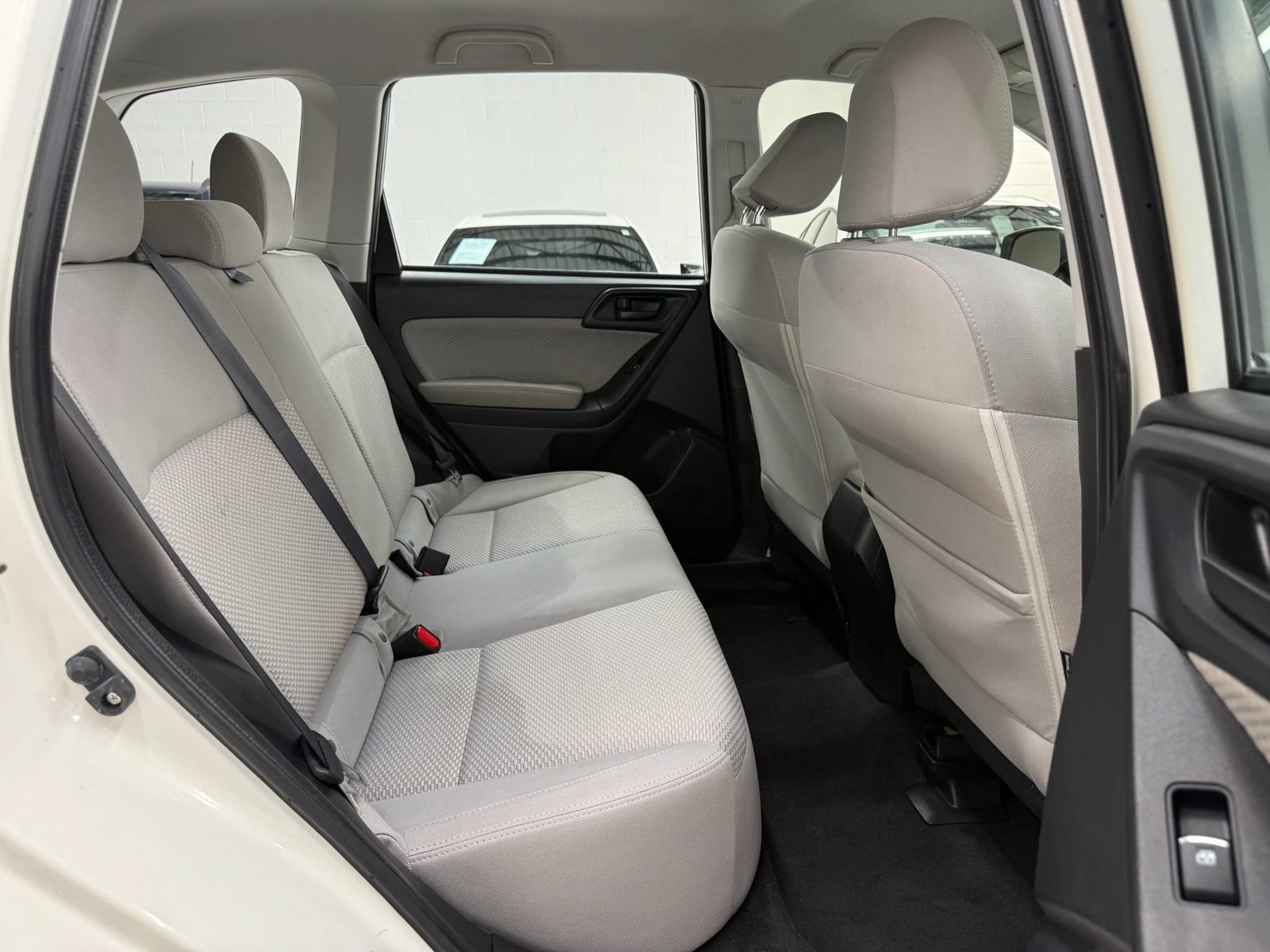 Used 2017 Subaru Forester 2.5i w/ Alloy Wheel Package AWD/4WD image 22
