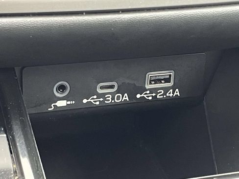Certified 2025 Subaru Outback Premium AWD/4WD image 19