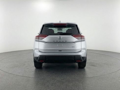 Used 2025 Nissan Rogue SV FWD image 7
