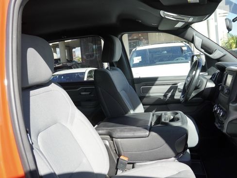 Used 2021 RAM 1500 Big Horn image 17