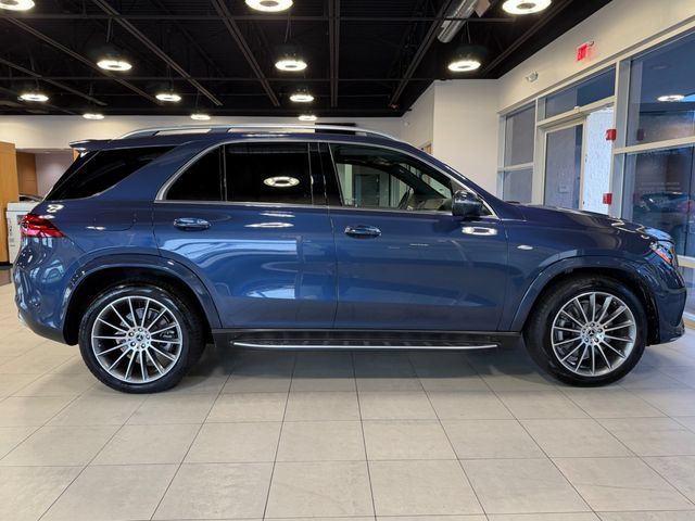 Used 2025 Mercedes-Benz GLE 450e 4MATIC w/ AMG Line Exterior image 15