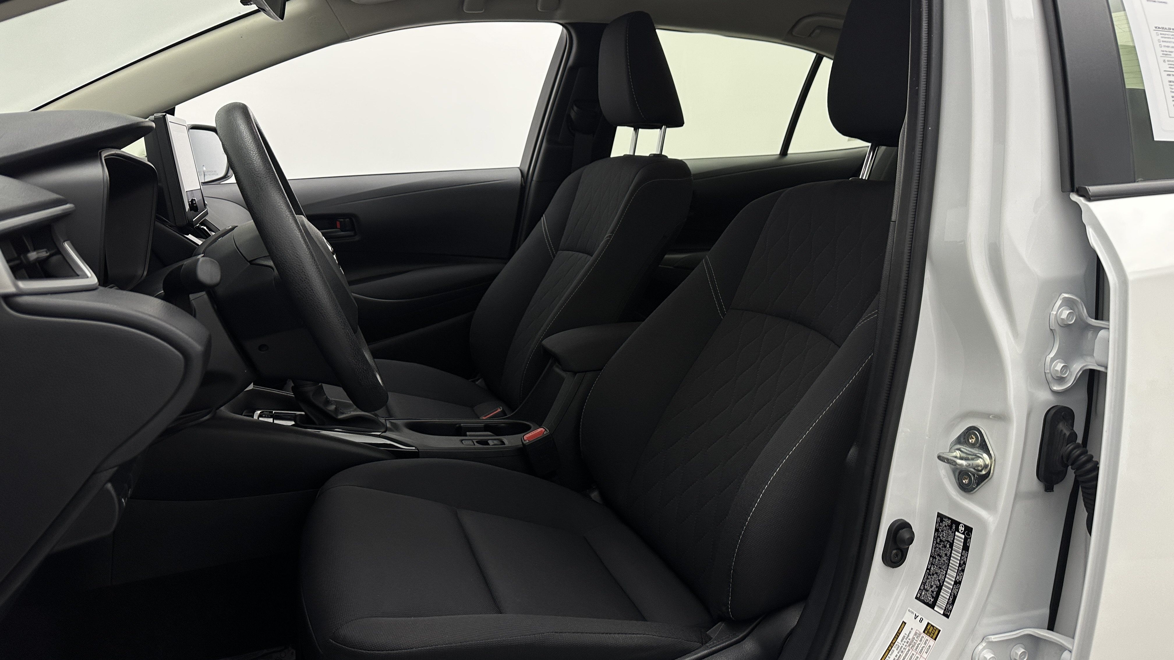 Used 2026 Toyota Corolla LE FWD image 15