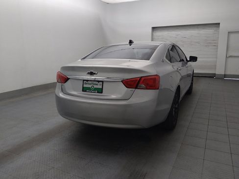 Used 2017 Chevrolet Impala LT image 7