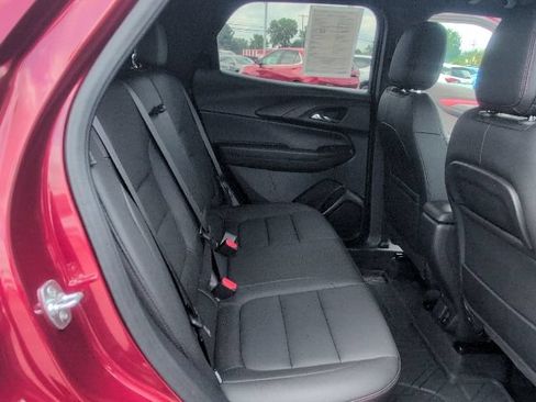 Used 2025 Chevrolet TrailBlazer RS w/ Convenience Package FWD image 40