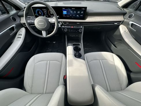 Used 2025 Hyundai Sonata SEL FWD image 24