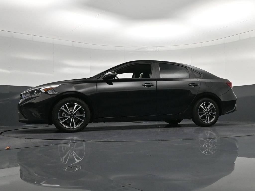 Used 2024 Kia Forte LXS w/ LXS Technology Package FWD image 31
