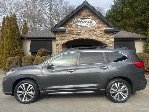 Used 2019 Subaru Ascent Touring w/ Popular Package #2A image 1