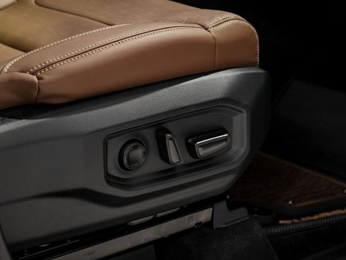 Used 2025 Toyota Tundra 1794 Edition image 39